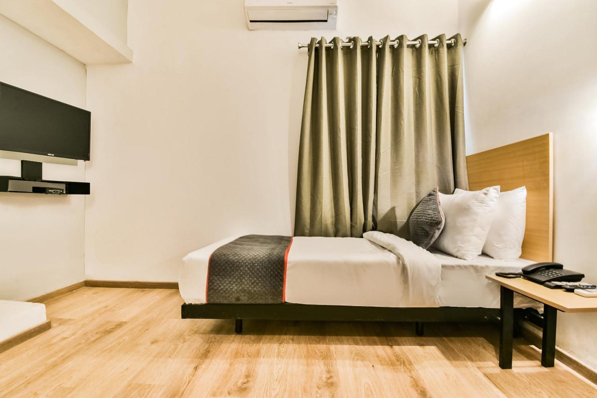Super Townhouse Menka Hotell Patna  Exteriör bild