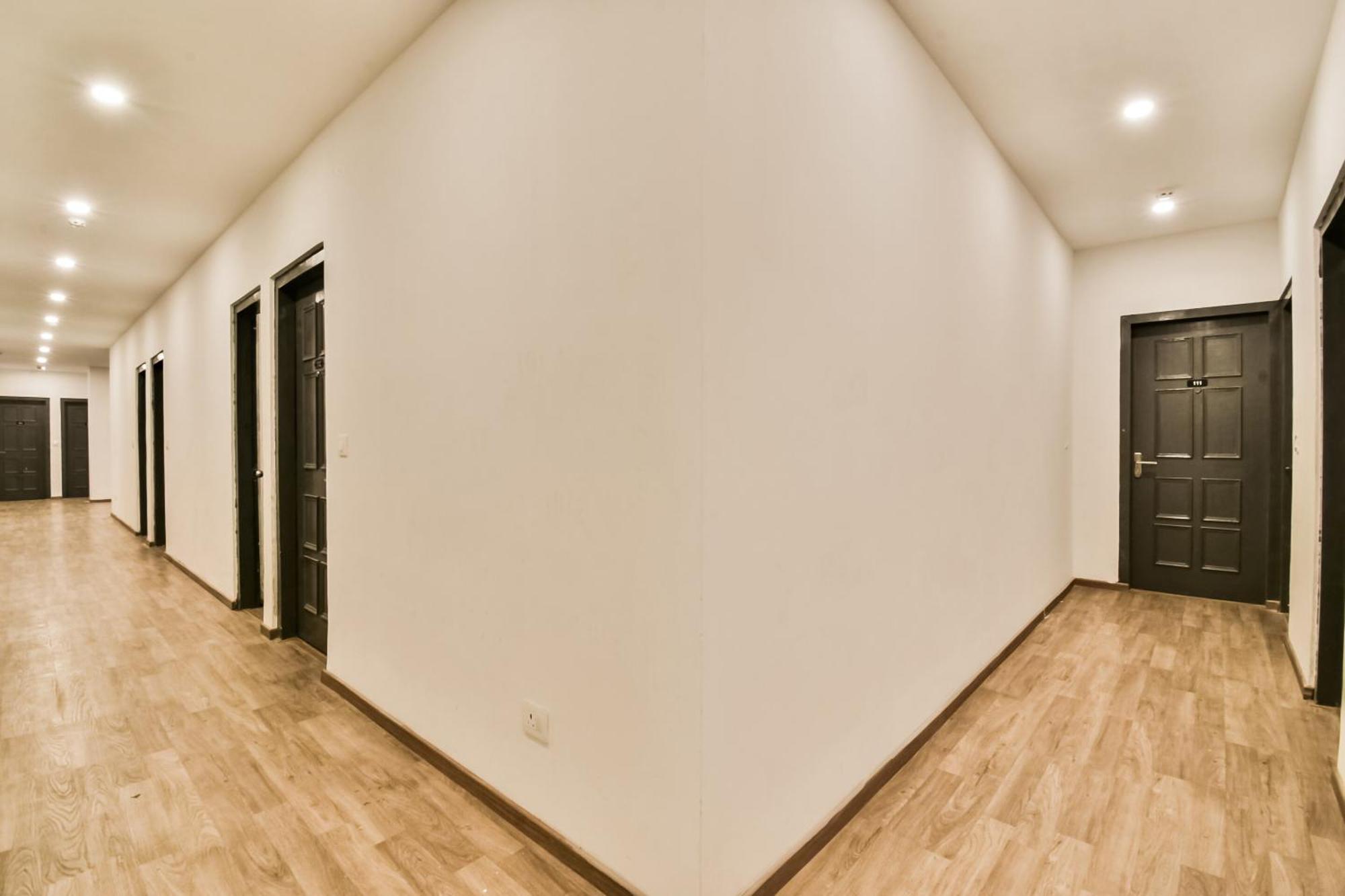 Super Townhouse Menka Hotell Patna  Exteriör bild